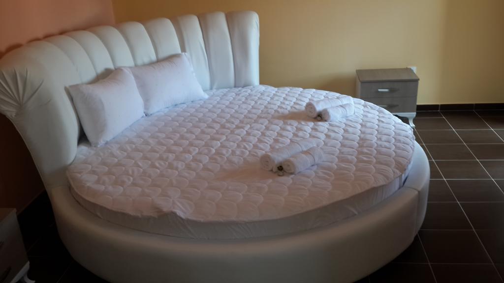 Hotel Konstantin Laplje Selo 客房 照片